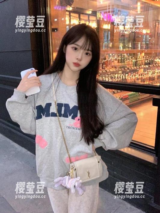 www.17网页的吃瓜体验简直太大胆，有种不可描述的刺激！