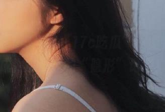 下载“17c吃瓜”，和我一起成为瓜田里的“隐形”记者！