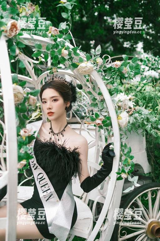 在“17c吃瓜”就像在其中探险，记得你“永不迷路”里那些奇奇怪怪的故事。