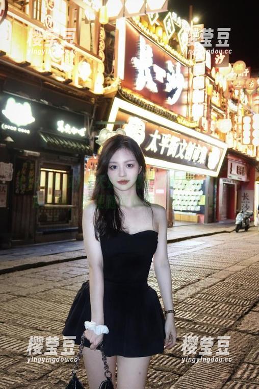 17c吃瓜 每天好心情的秘密就在17c吃瓜官网,随便随便瞄两眼就好了吧?