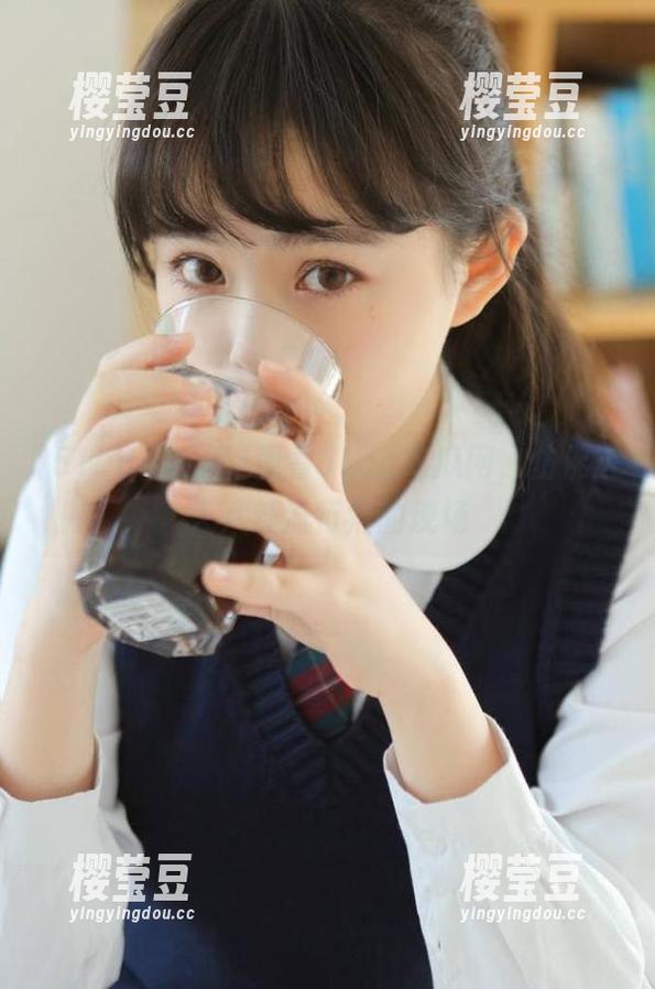 观看51cg吃瓜网，仿佛进入八卦流行病的现场