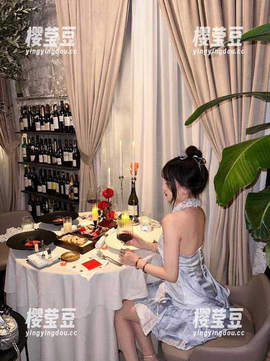 干脆直说地址吧，51今日吃瓜潜规则爆料让人想不看都难。