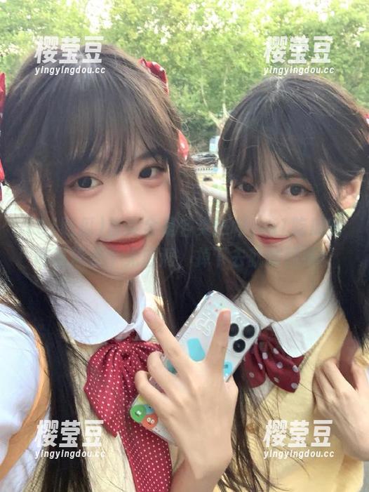 首页全是各类热帖，51吃瓜的网址像是个无底洞，掉下去就难回头！