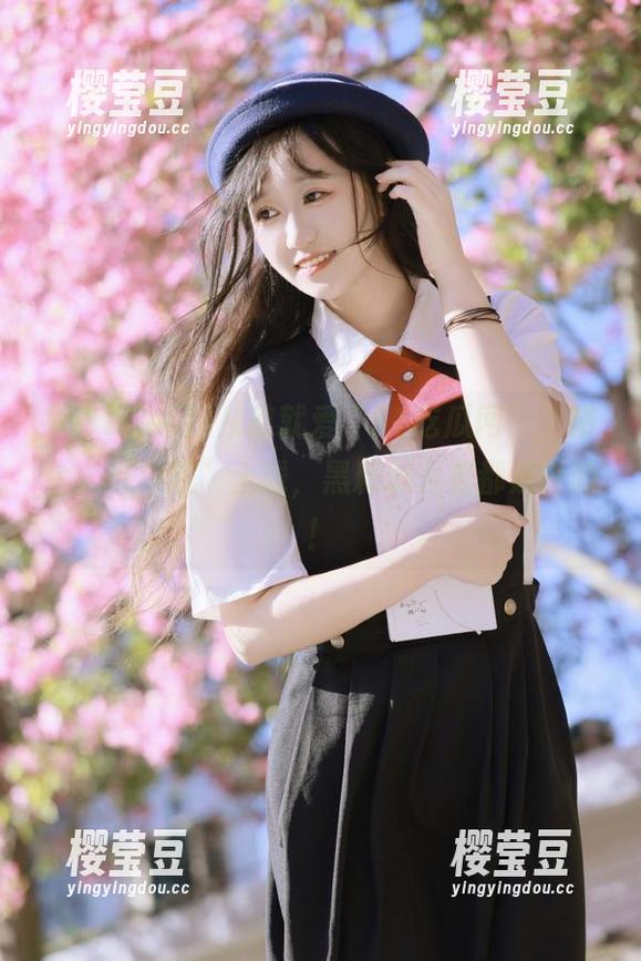 从前就爱“51吃瓜网”，如今“苹果版”上线，黑料怎么看都是香的！