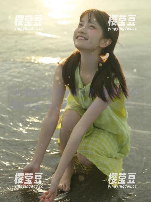 51最新吃瓜 睁开你的眼,赶紧登录51最新吃瓜,跟上这场八卦的“追击战”。