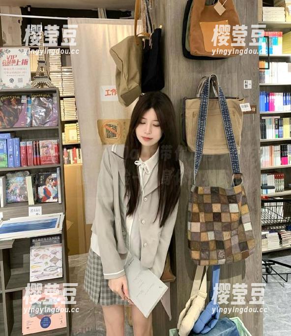 51热门app带你走向今日吃瓜之夜，顺便体验一下身体的小反应。