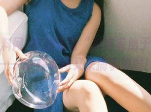 在线讨论“抖腿有助于破案”——51爆料网又来搞事情啦！