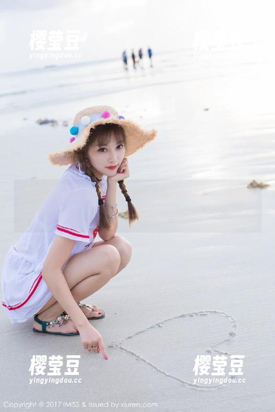 网页里的718.st劲爆八卦，仿佛在看一场戏