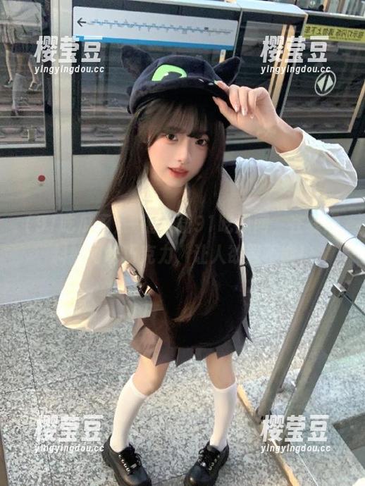 一键下载91吃瓜网，在线爆料如同吃巧克力，让人欲罢不能！