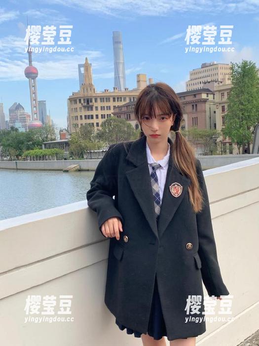直达“hlwbet”的奇葩世界，保证一口咬不下去的郁闷感。