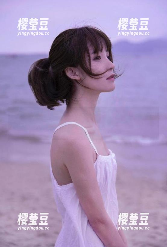 每天都要看看“www.吃瓜”app，潜意识里在取悦我自己