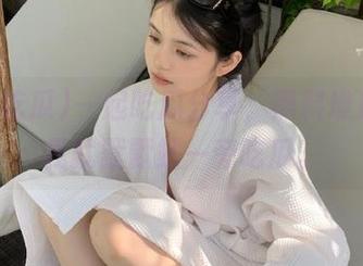 一起吃瓜分享，黑料堆成山，我就默默站一旁吃瓜。