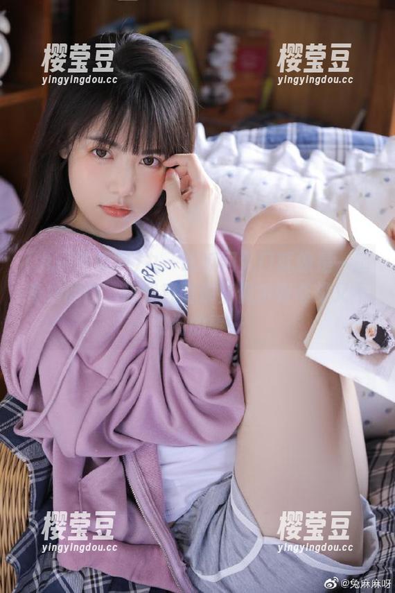 九一吃瓜网入口就像是一扇奇妙的门，让我直面那些偶尔好奇却又不敢问的事…