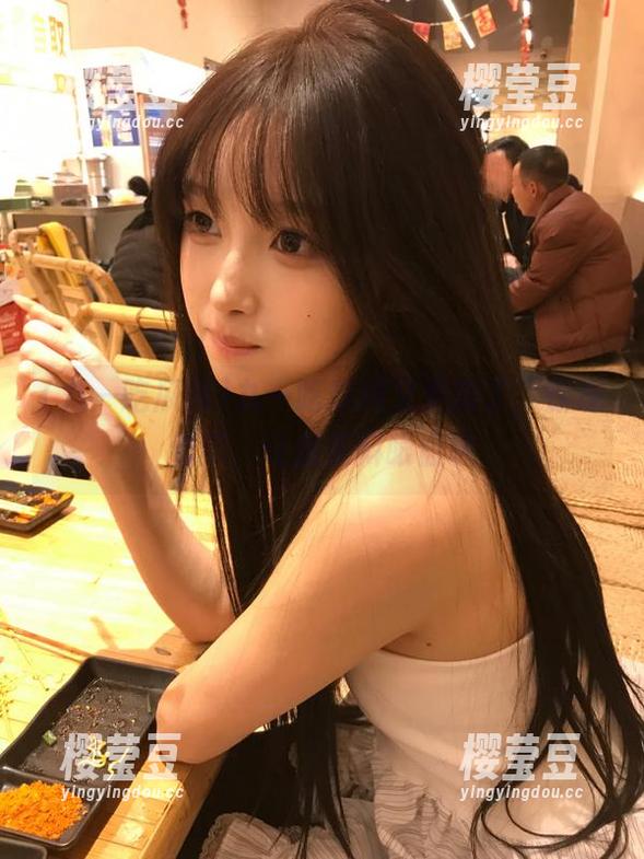 九一吃瓜网又更新了，惊现新瓜，让我来斜眼偷瞧