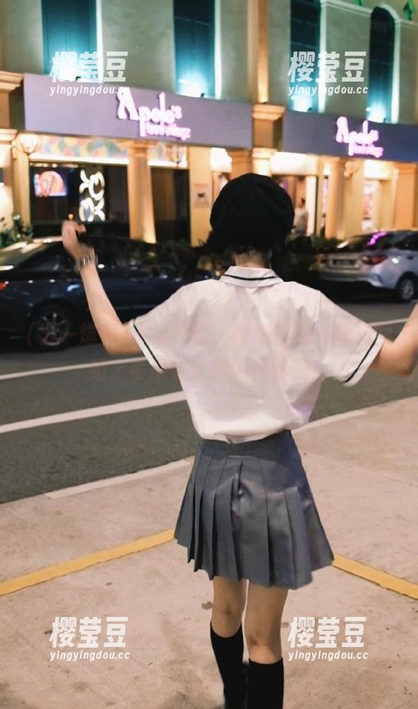 不急不慌，慢慢在五一爆料网站上等瓜长大的大好时光！