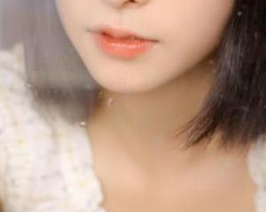 免费吃瓜首页：今天的八卦又上演哪出戏？