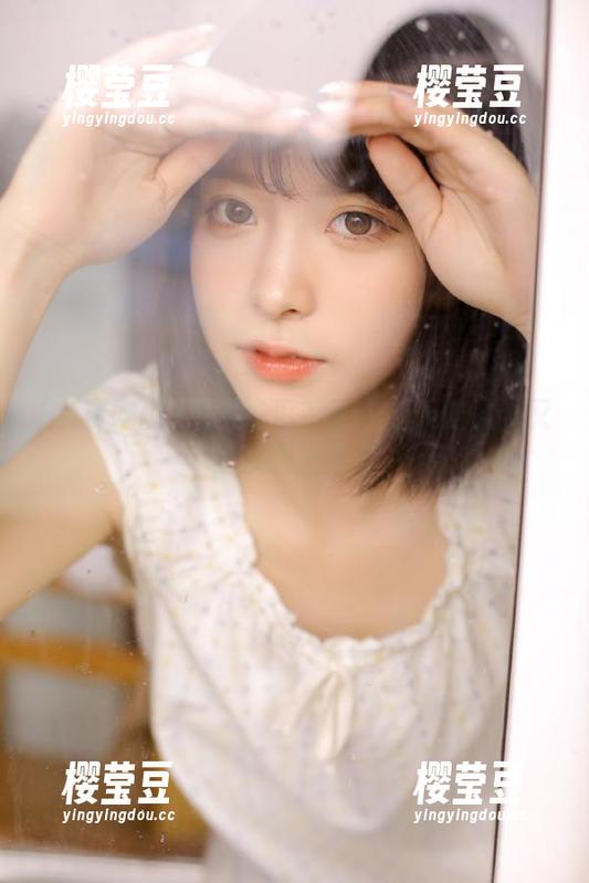 免费吃瓜首页：今天的八卦又上演哪出戏？