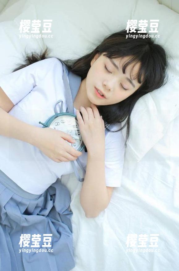 翻开“吃瓜列表”app，才发现自己居然对八卦如此上头，心里默念“再来一发”！