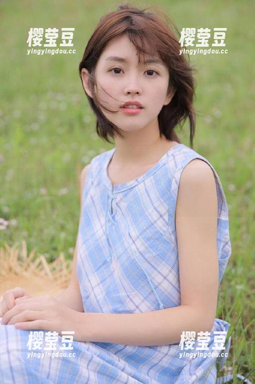 下载了吃瓜福利，才意识到我才是瓜田里的小白兔。