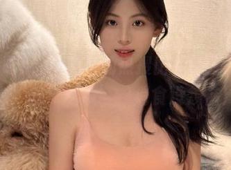 网页里的热搜比饭还香，今天刷‘国产吃瓜’，消食没烦恼！
