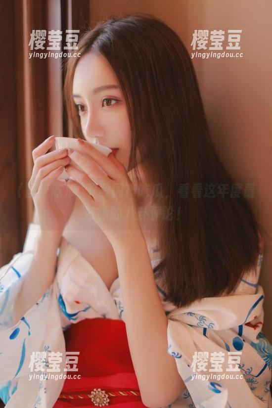下载国产吃瓜，看看这年度最奇葩的八卦评论！