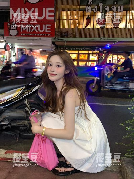这资源太劲爆了，扒哥黑料视频居然藏着这么多奇葩