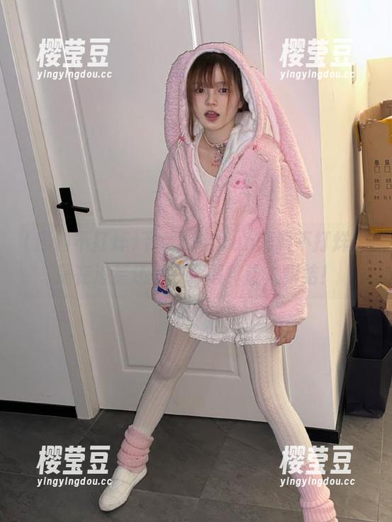 下载155.fun黑料不打烊，是在追星还是在打假？让人纠结！