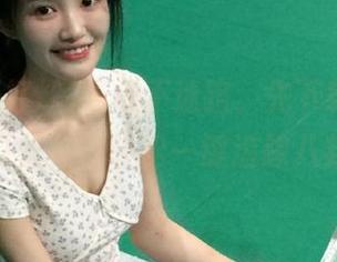 吃瓜不迷路，先下载“黑料不打烊”，轻松一键追踪八卦！