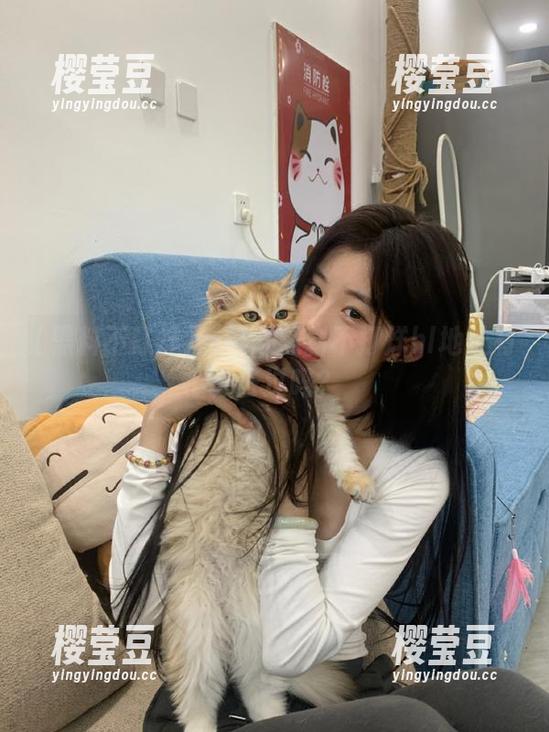 我好奇黑料不打烊hl地址有人去过吗？