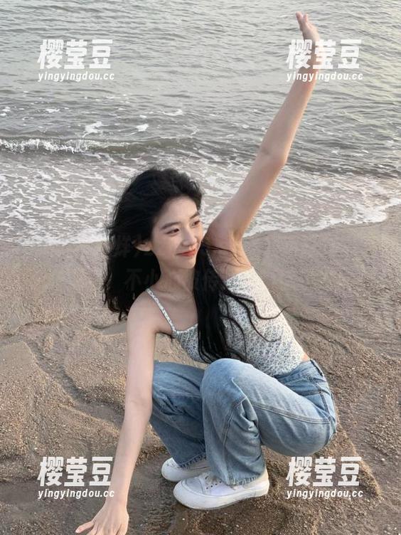 zztt15.su黑料不打烊，随时观看，不小心被传送门带偏了方向