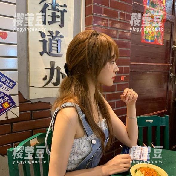 以为黑料吃瓜入口不过是个吃瓜小站，结果嘿嘿嘿！