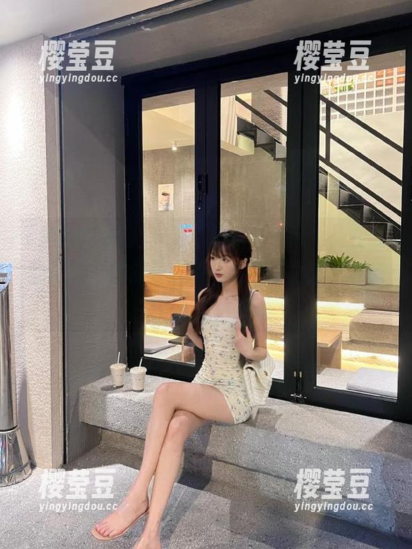 光顾“黑料吃瓜网”，在线的传送门仿佛开启了一条欲望之路，这感觉…真不简单。