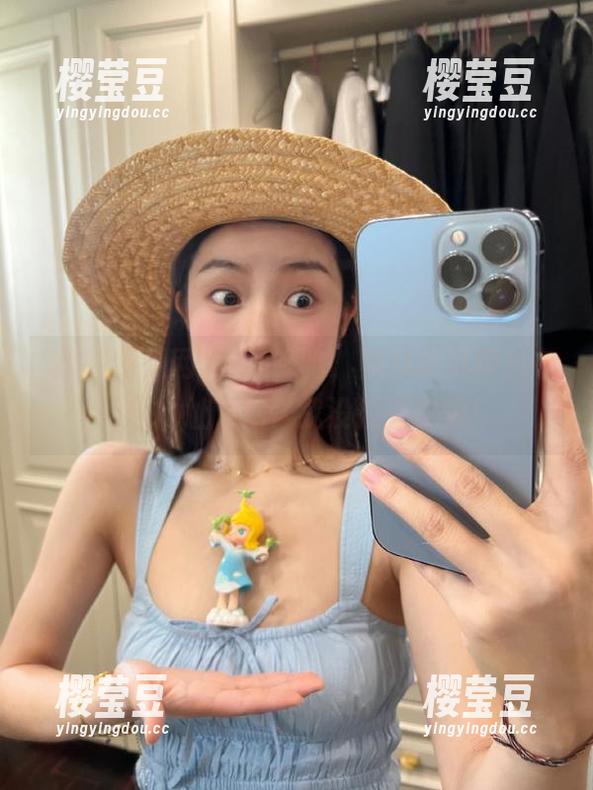 瓜神降临，黑料吃瓜网发布最新地址，别怪我没提醒你哦！