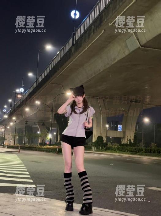 谁需要正能量？我只想分享黑料正能量index，浑身都在打call！