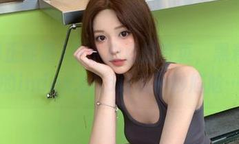 不小心点进首页，黑料正能量的index.php让我一秒尴尬……