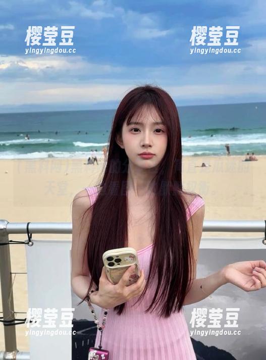 黑料网的分享区，简直是瓜迷的天堂，一边看图一边默默权衡。